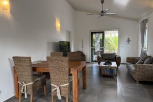 3. Keuken en woonkamer