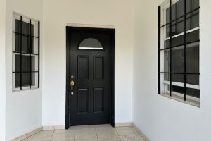 Kaya Kitara Frontdoor